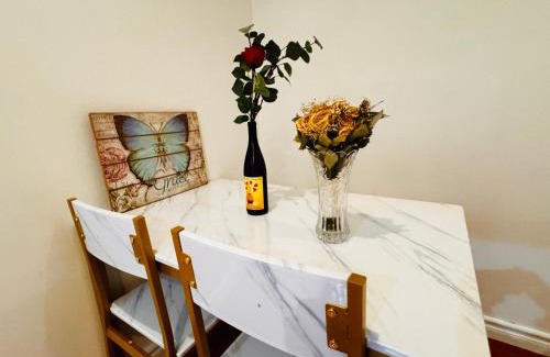 Steeles Apartment | Cozy Walkout Basement with Tranquility