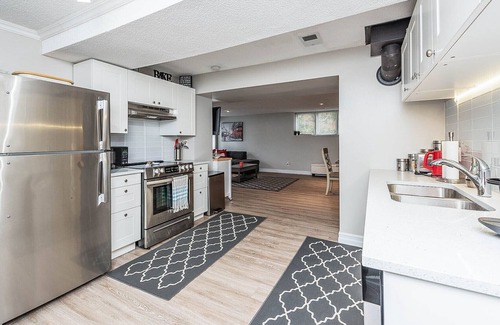 Scugog House | Cozy Waterfront Unit 5 min to Casino, great for Ice Fishing