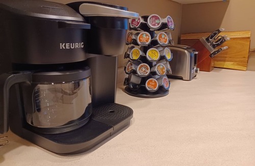 Port Washington House | Cozy Waterfront Stay: 30 Min train to NYC, USOpen, Golf, Citifield, MSG & Mets.