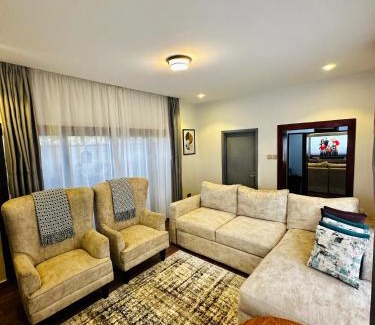 Dar es Salaam Apartment | CozyHome 75”TV, 5mints from the Beach & City