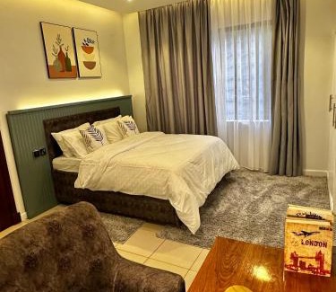 Dar es Salaam Apartment | CozyHome 75”TV, 5mints from the Beach & City