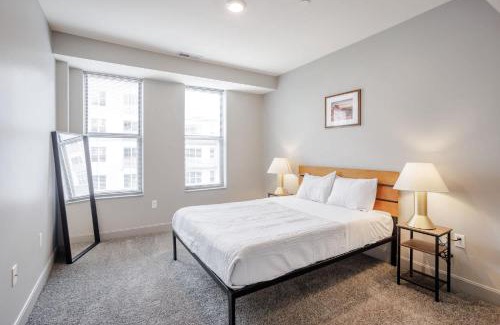 Downtown Cincinnati Apartment | CozySuites at the Banks gym pool 13