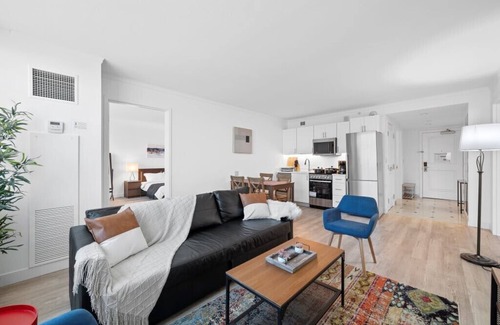 Atlantic City Apartment | CozySuites Showboat 1BR 2BA OceanFront Villa