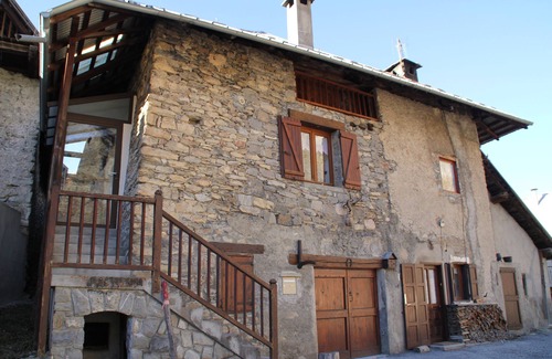 Crevoux House | Crévoux, sleeps 6, calm and nature