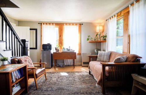 Craftsbury Hotel | Craftsbury Farmhouse