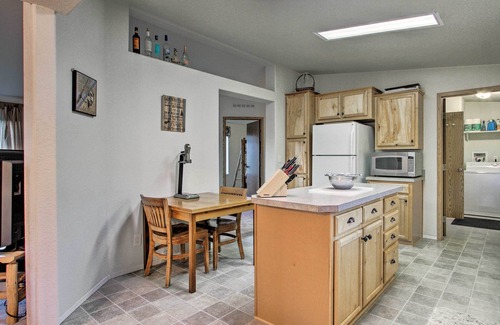 Cascade House | Craig Area Fly Fishing Hot Spot: Walk to River!