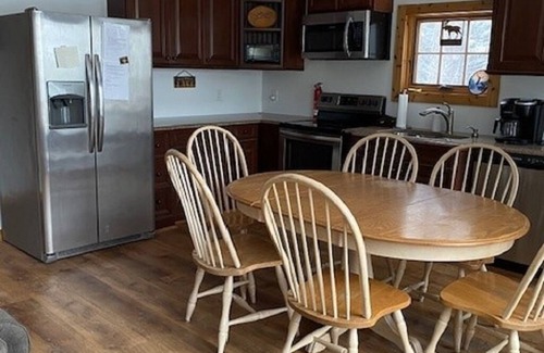 Town of Clifton House | Cranberry Cottage Four Season Rental