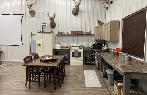 Wood River House | Crane and Nature Lovers Dream - Perfect for Crane Viewing!