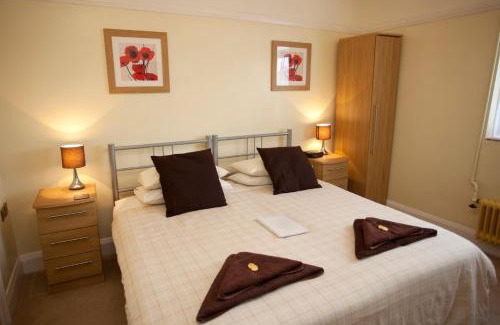 East Grinstead House | Cranston House