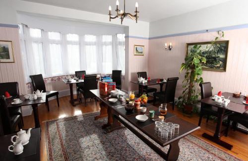 East Grinstead House | Cranston House