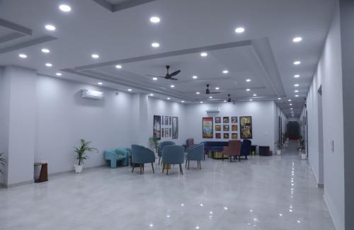 Sonepat Hotel | Crazzy Days Hotel I Sonipat