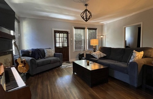 North Florence House | Creative Oasis in the Shoals
