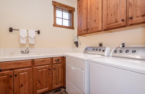 Mammoth Lakes House | Creekhouse 1312
