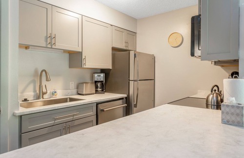 Vail Condo | Creekside Condo, Patio w/Grill, Pet Friendly - On Free Bus Route