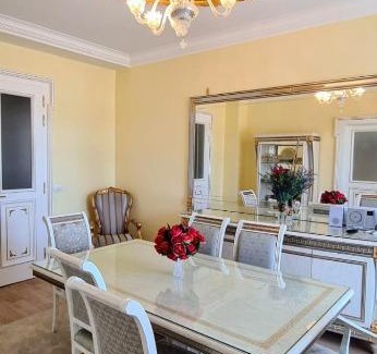 Rijeka Apartment | Cremed or1