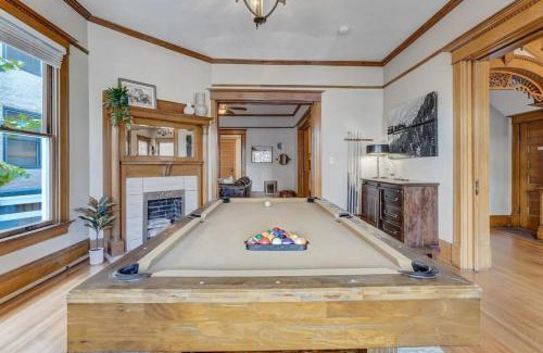 Central Colorado Springs House | Crescent Estate - Golf Hot Tub BBQ Large Groups
