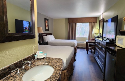 Packwood Hotel | Crest Trail Lodge