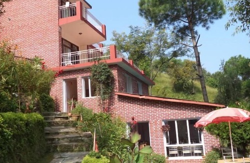 Majkhali Villa | Crestmont Snow View Resort Ranikhet
