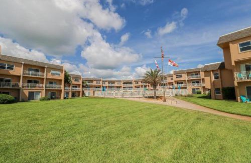 Butler Beach House | Creston House 12B