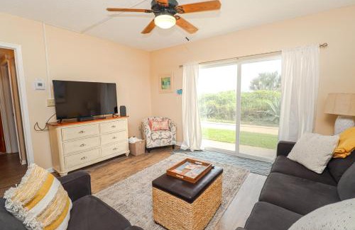 Butler Beach House | Creston House 12B
