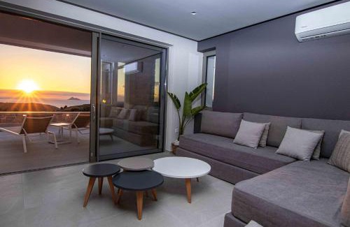 Kamilari Villa | Crete Villa Paseathea, Luxurious Pool Getaway