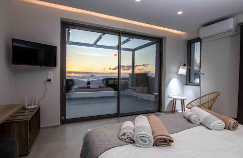 Kamilari Villa | Crete Villa Paseathea, Luxurious Pool Getaway