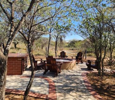 Hammanskraal Cabin | Crimson Bush Lodge