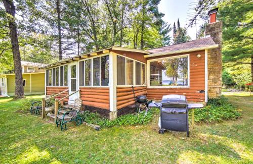 Crivitz House | Crivitz Lakefront Escape with Boat Dock and Slip!
