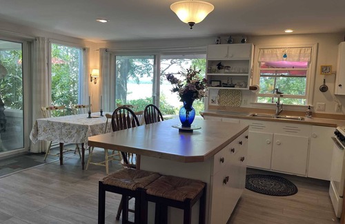 Salsbury Cove Cottage | Cross Carriage House - Oceanside Cottage-On Frenchman's Bay by Acadia NP