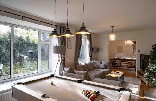 Leeds House | Cross Lane Cottage