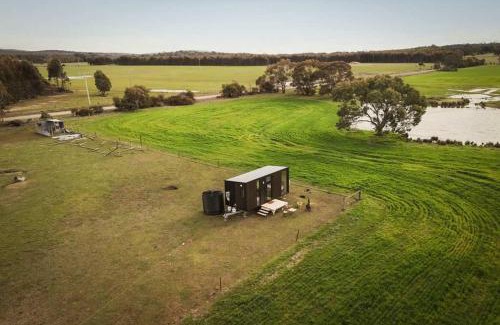 Trawalla House | Crossing Pines by Tiny Away