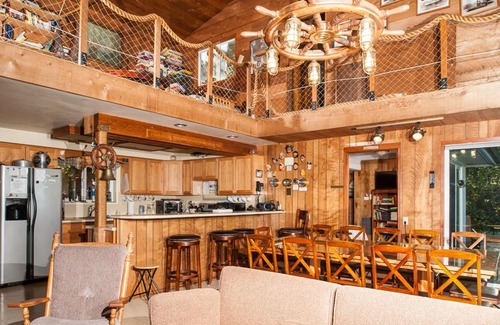 South Beach House | Crow's Nest