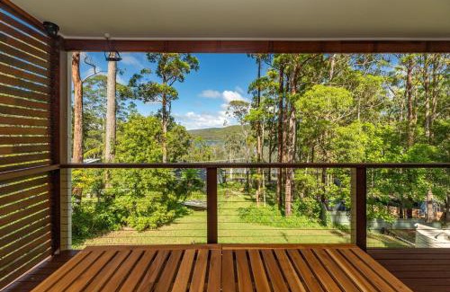 Tarbuck Bay House | Crown Cottage