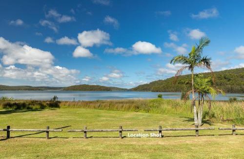 Tarbuck Bay House | Crown Cottage