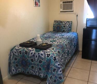 Mount Helix Apartment | Crown Inn & Suites