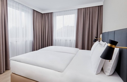 Hohenfelde Hotel | Crowne Plaza Hamburg - City Alster by IHG