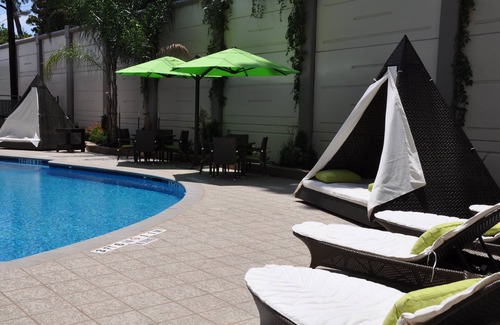 The Villages Apartment | Crowne Plaza Houston Galleria Area, an IHG Hotel