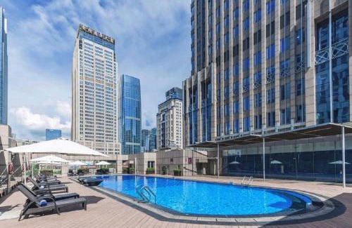 Futian CBD Hotel | Crowne Plaza Shenzhen Futian, Near to Shenzhen Convention&Exhibition Centre, Shenzhen Stock Exchange and Shenzhen Civic Center, Outdoor Heated Pool