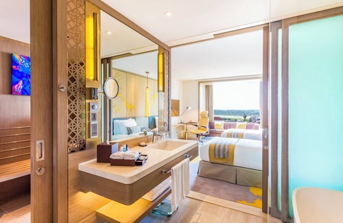 Vientiane Hotel | Crowne Plaza Vientiane by IHG