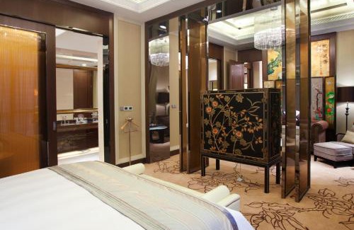 Fangcheng Hotel | Crowne Plaza Xiangyang by IHG