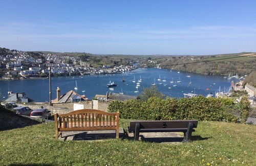Polruan Apartment | Crow’s Nest, Polruan with mesmerising views!