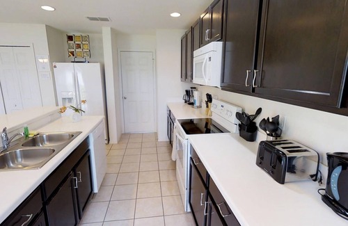Crystal Cove House | Crystal Cove 4 Bedroom Vacation Home (1527)