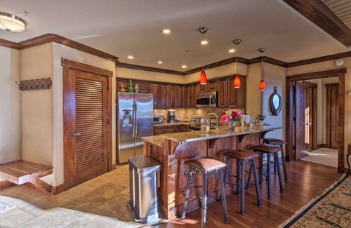 Breckenridge Condo | Crystal Peak Lodge. Ski-In/Ski Out. Luxury Condo.