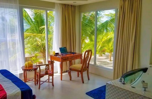 Morong Resort | Crystal Shore Beach Resort powered by Cocotel