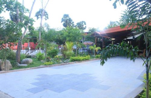Poothurai House | CS GARDEN RESORT