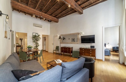 Rione V Ponte Apartment | CS Navona/Castel S. Angelo Apartment