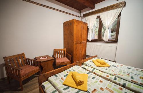 Siculeni Villa | Csalóka kulcsosház