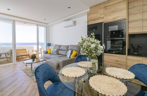 Calahonda Apartment | Cubo's Vistalmar Calahonda Apartment/beach access/terrace/communal pool/free wifi