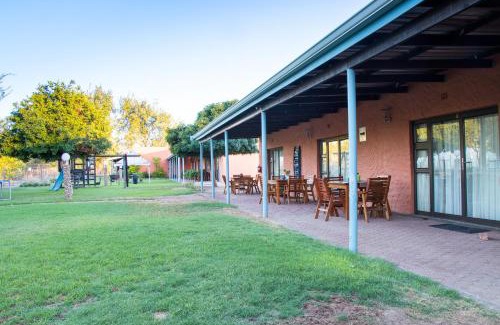 Oudtshoorn House | Culdesac Guesthouse Oudtshoorn