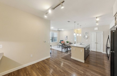 Southeast Houston Apartment | Cullen 3211 I New Construction 2Bd Apt I Gated